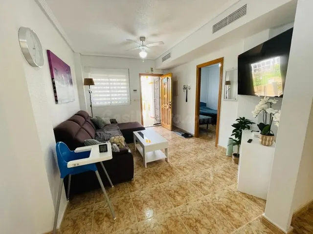 Casa 2 habitaciones 101m² en venta - Punta Prima - foto 3