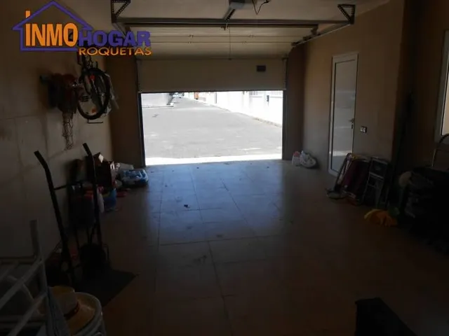 CHALET DE LUJO, 1000 m de parcela, 4 DOR,3 BAÑOS, PIS EXCELENTENTES CALIDADES A 200 m DE LA PLAYA!! — 47