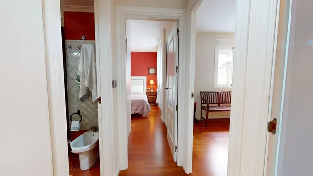 Magnifica vivienda de 4 dormitorios, convertida en 3 dormitorios, con dos baños, vestidor y terraza — 17