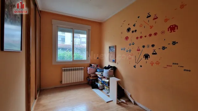 CASA EN EL CASCO URBANO DE OURENSE - foto 4
