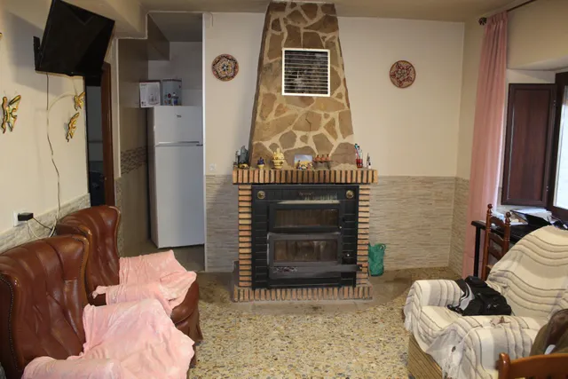 MAGNIFICO OLIVAR CON CASA, COCHERA PARA APEROS Y PISCINA ENTRE VILLAHARTA Y POZOBLANCO. — 14