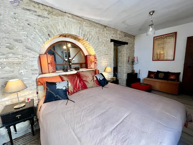 SE VENDE 2 PROPIEDADES  EN EL CASCO ANTIGUO DE ARCOS — 30