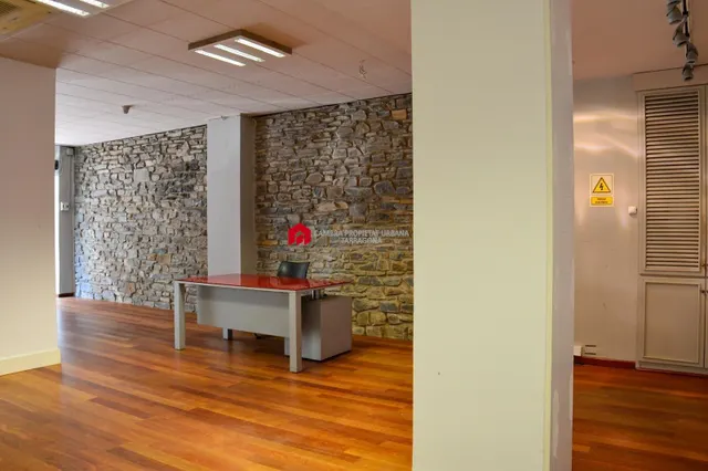 Local de 106 m2 Tarragona ciudad — 17