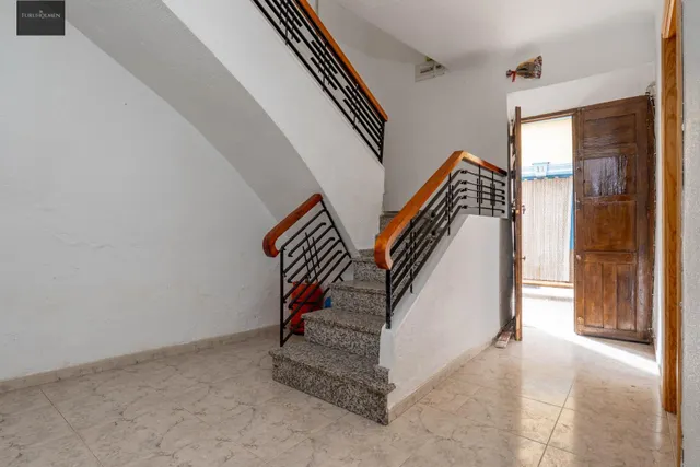 Amplia Casa en Venta en Guadix - Oportunidad de Inversión — 44