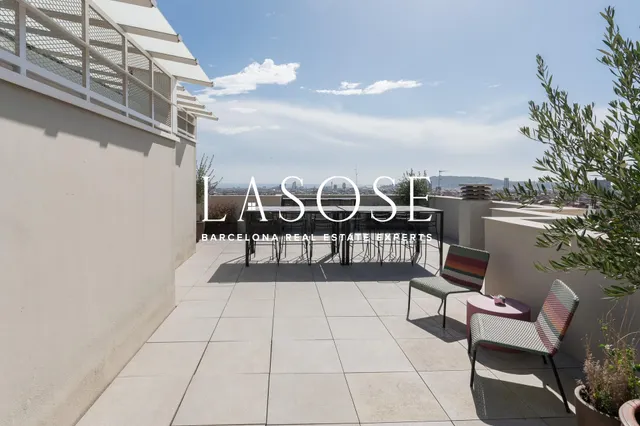Impresionante dúplex con terraza privada en alquiler en La Salut — 7