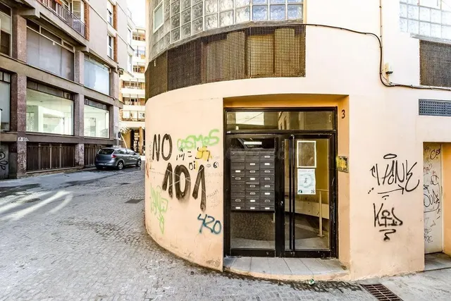 Promoción de un edificio en Manresa, Barcelona. - foto 3