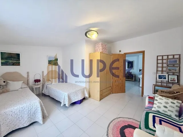 Chalet en San Vicente del Raspeig, zona Canastell con 2 viviendas — 26