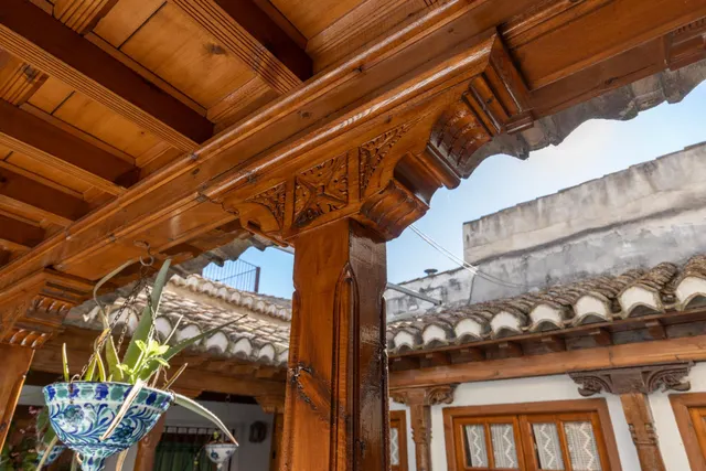 Auténtica casa con corrala tradicional y azotea en el corazón del Albaicín con gran potencial también para inversores — 11
