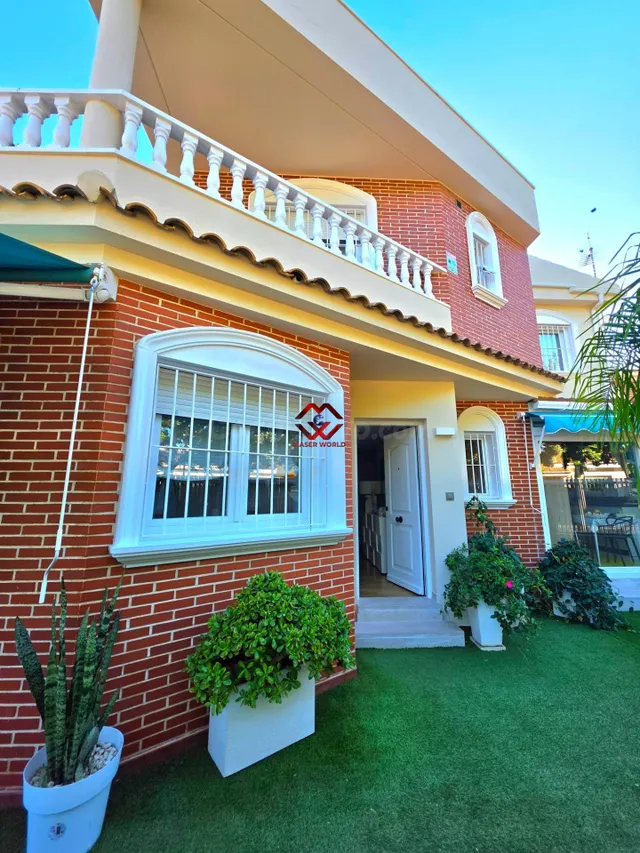 Chalet semi adosado en venta en San Javier listo para entrar