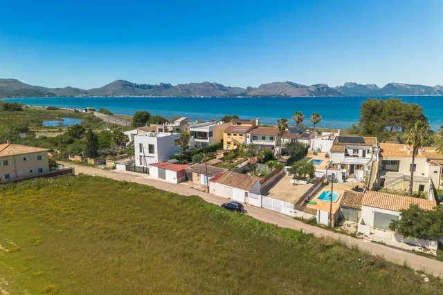 ESPECTACULAR PLANTA BAJA EN SA MARINA CON PISICNA — 30