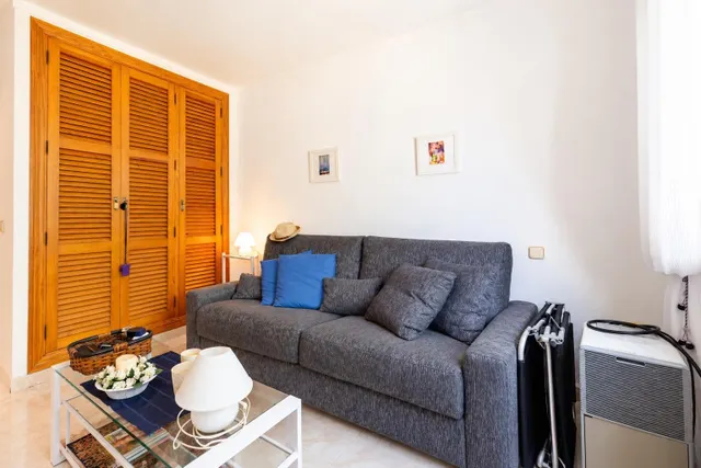 Apartamento con amplia terraza y vistas al puerto en Portopetro — 9