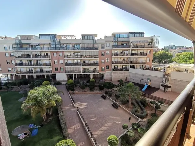 MAGNIFICO ATICO EN ZONA DE TEATINOS/ EL CONSUL CON RECINTO C - foto 4