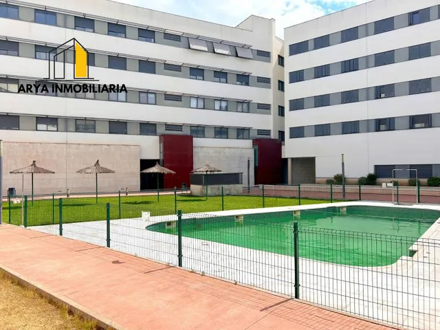 Espectacular Ático en Torrejon de Ardoz con Amplia Terraza y Vistas — 20