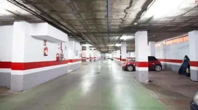 Estupenda plaza de garaje en Avda. Alcalde Luis Uruñuela!! - foto 5