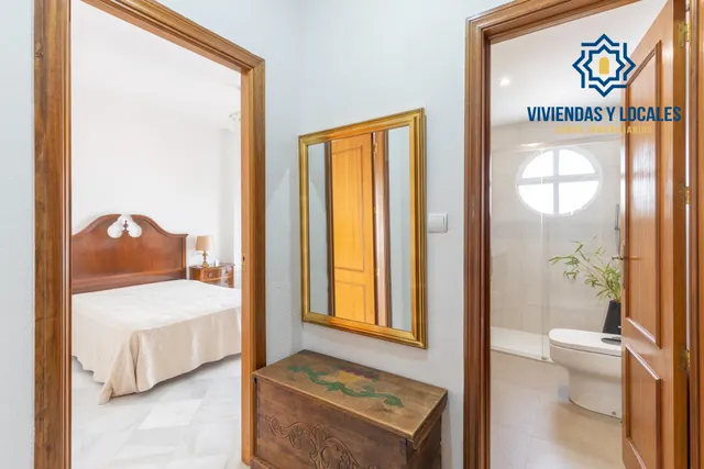 Chalet pareado con piscina, jardín y bonitas vistas a Granada en La Zubia — 26