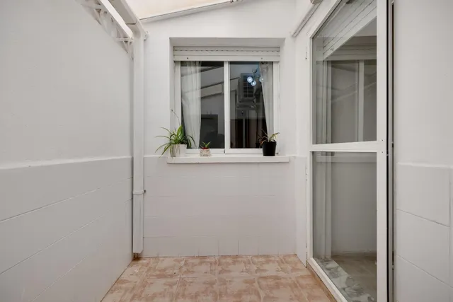 PLANTA BAJA REFORMADA CERCA DE PLAYA DE LOS LOCOS! — 10