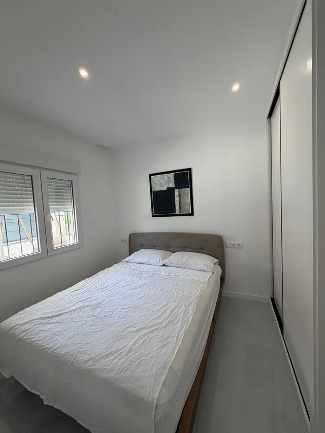 VENTA DE ESPECTACULAR CHALET INDEPENDIENTE DE LUJO HACE ESQUINA — 27