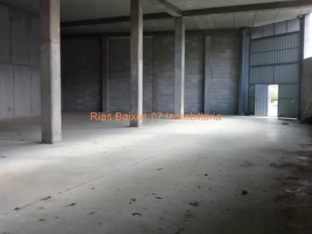 REF 2173 NAVE 400 M2 EN PLANTA BAJA CANDEAN VIGO - foto 4