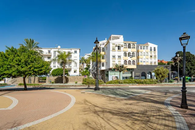 Dos apartamentos en uno, con espectaculares vistas al mar, junto al puerto deportivo de Estepona — 43