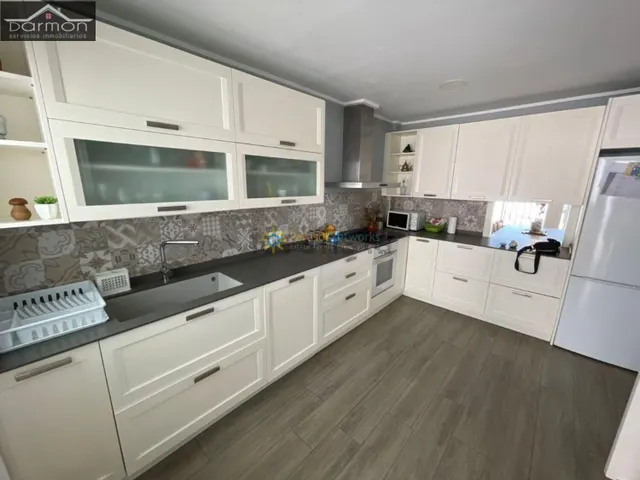 EN VENTA O ALQUILER — 17