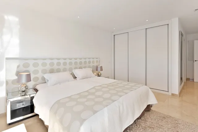 Chalet 4 habitaciones 342m² en venta - Marbella — 46