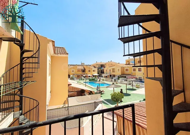 APARTAMENTO EN RESIDENCIAL CON PISCINA - foto 2