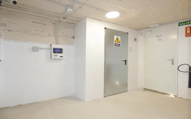 Trastero 3 habitaciones 4m² en alquiler - Dos de mayo — 2