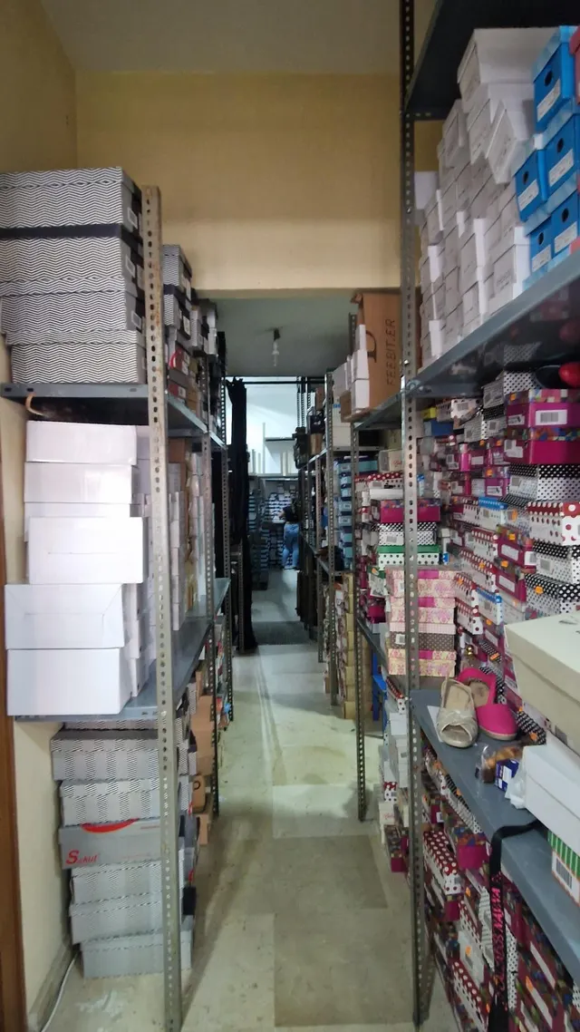 Local comercial con amplio escaparate en Puerta del Sur — 15