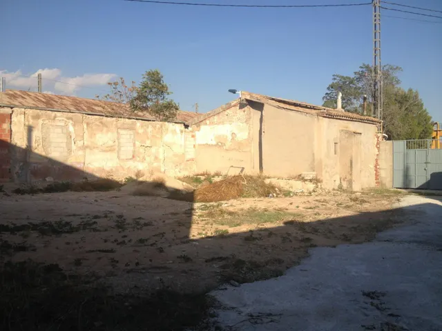 ¡solar urbano de 385 m2 en la estación, Novelda! — 4