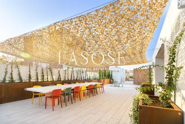 Precioso studio en un lujoso coliving a pocos metros de la playa de Bogatell — 12