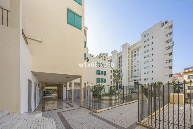 Local comercial 2 habitaciones 57m² en venta - Marbella — 13