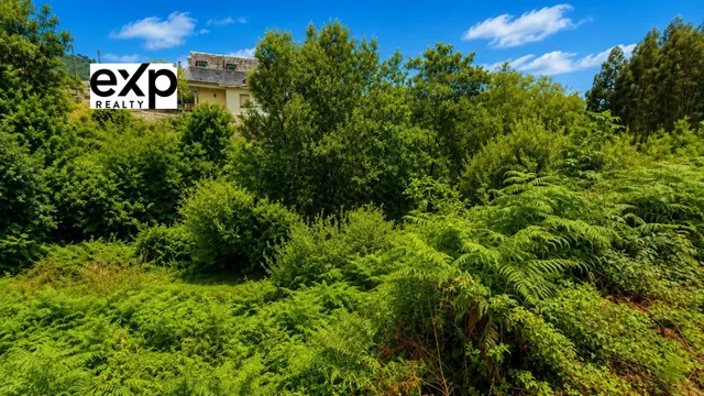 Amplio apartamento con gran terraza, garaje y finca privada junto al río Xunco -Sargadelos – Cervo (Lugo) — 12