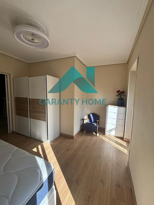 ¡PISO REFORMADO EN VENTA EN PLAZA DE SANTIAGO, CÁCERES! — 13