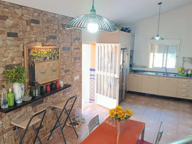 Casa con terreno 2 casas más y piscina privada. — 33