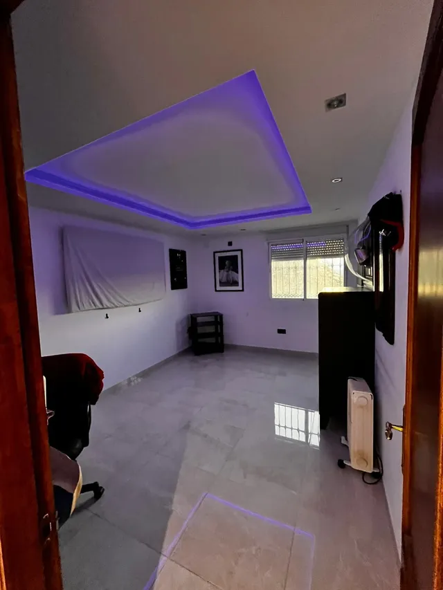 Chalet 4 habitaciones 251m² en venta - South of spain — 28