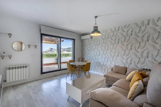 Piso con terraza en Albolote — 11