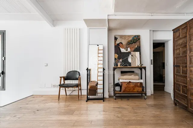 Exclusivo loft de diseño con piscina privada en Poble Sec — 28