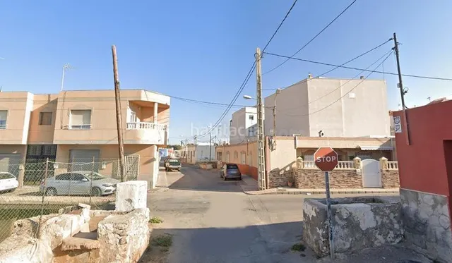 DÚPLEX OCUPADO POR PERSONA SIN JUSTO TÍTULO