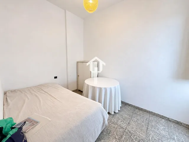 Piso en venta en Alicante, zona de la florida. 77m2, 3 habitaciones, 1 baño, balcón, galería. 2da planta con ascensor. — 11