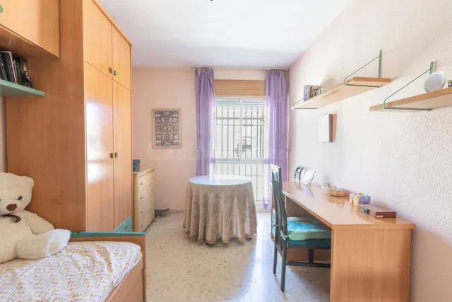 Piso de 3 habitaciones sin ascensor en venta en Peligros — 26