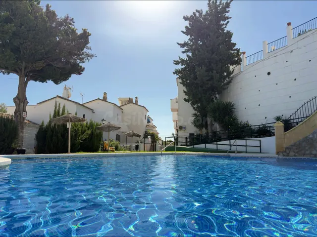 ADOSADO EN TORREQUEBRADA | JUNTO AL GOLF