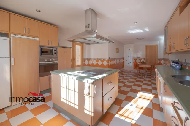 Espectacular vivienda pareada con piscina y amplio patio en Las Gabias (Granada) — 15