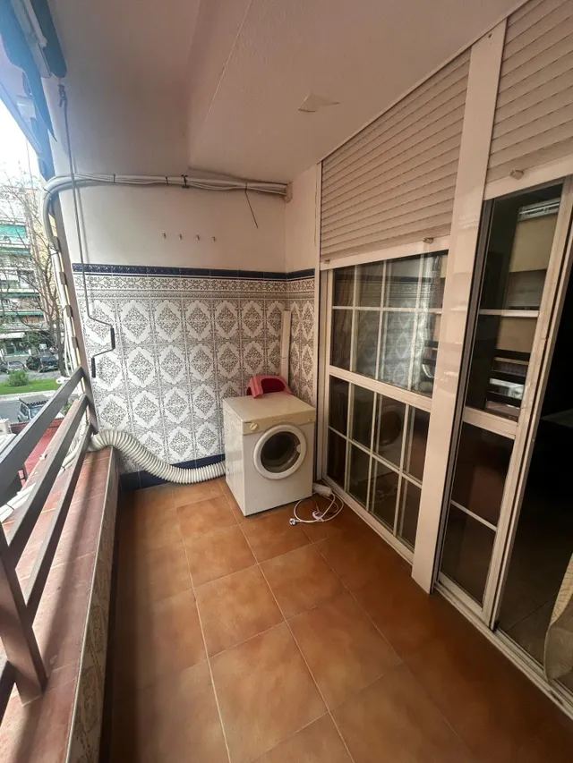 Gran piso en Avenida Barcelona — 7