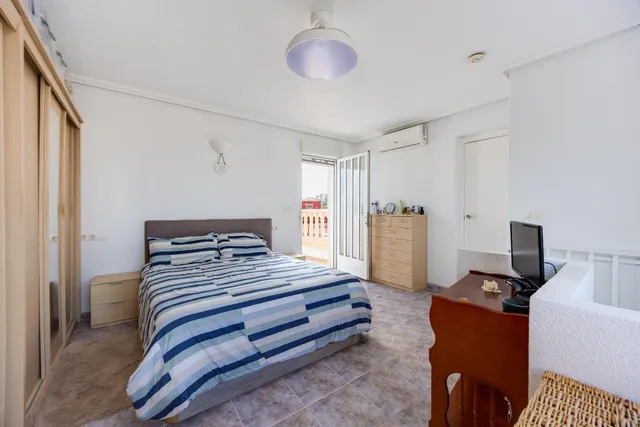 Chalet con parking, piscina, solarium y vistas despejadas! — 33