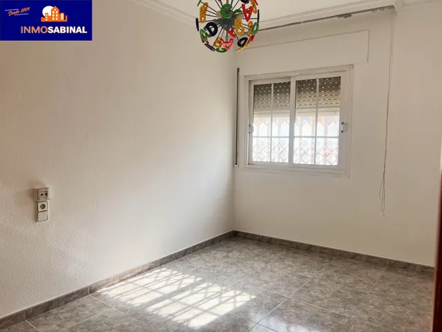 Amplio Piso en La Romanilla, Roquetas de Mar — 20