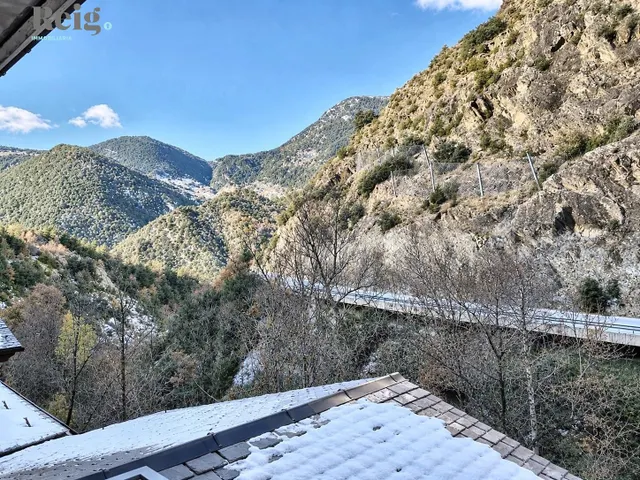 Acogedor atico seminuevo en sant julià — 3