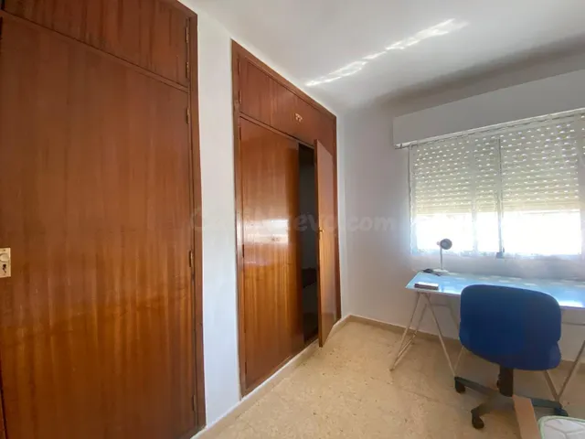 Piso por habitaciones en zona Perú - foto 3