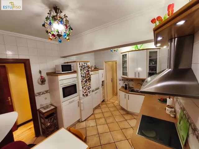 ¡5 habitaciones Y 2 BAÑOS EN PLENO CENTRO! 144 m2 EN CALLE GENERAL ÁLAVA — 19