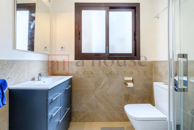 Piso listo para entrar a vivir con balcón y doble orientación en vila de gràcia — 25