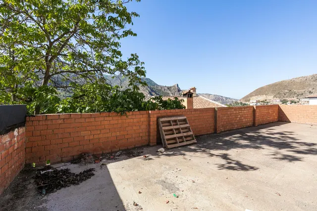 EDIFICIO en Güejar Sierra — 26